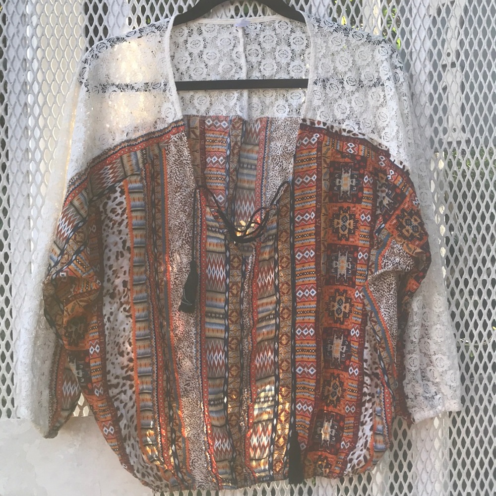 Pattern and laces blouse